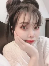 เอมมี่ รูปที่ 2