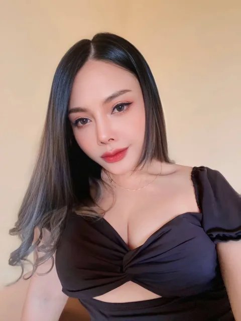 อ๋อมแอ๋ม